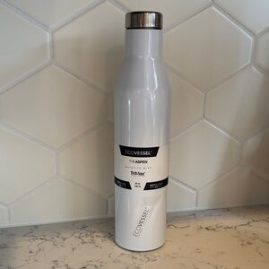Aspen White 25 oz Insulated Bottle - Keeps Drinks Hot & Cold